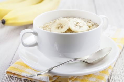 Oatmeal and Complex Carbohydrates | Livestrong.com Super Healthy Breakfast Ideas, Pancreatic Diet Recipes, 10 Day Diet, Energy Tips, Sample Menu, Bike Training, Nutrition Science, Triathlon Training, Runner Girl