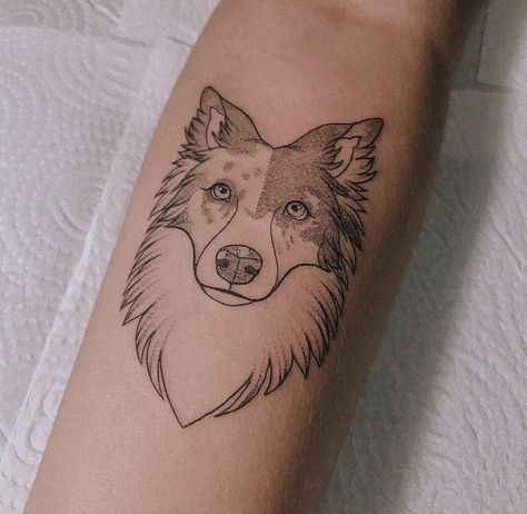 18 Best Border Collie Tattoo Ideas Collie Tattoo, Border Collie Tattoo, Tattoo Perro, Elk Tattoo, Tatoo Dog, Dog Memorial Tattoos, Timeless Tattoo, Tattoo Line, Dog Outline