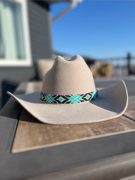 Step into the world of personalized Western style with our exquisite Cowboy/Girl Hat Bands! Each band is expertly handcrafted and made-to-order, allowing you to select the colors and design that perfectly complement your unique taste. Whether you prefer a touch of rugged charm or a dash of feminine elegance, we've got you covered. Reach out to us today, and we'll be thrilled to guide you through our wide array of captivating color options, ensuring you find the ideal hat band to add a dash of fl Hat Band Patterns, Beaded Cowboy Hat Bands Diy, Seed Bead Hat Band Patterns, Beaded Hat Band Patterns Loom, Beaded Hat Band Patterns, Aztec Hat, Cowgirl Hats Western, Cowboy Hat Bands, Beadwork Ideas