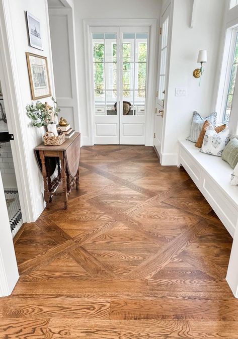 Cherry Wood Floors, Foyer Flooring, Beachy Bedroom, Entryway Flooring, Entry Ideas, Condo Design, Apple Home, Home Entrance Decor, Entrance Decor