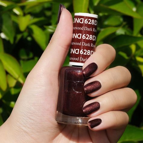 Dnd Gel Nail Polish, Dnd Nail Polish, Blush Pink Nails, Band Nails, Dnd Gel Polish, Maroon Nails, Fall Gel Nails, Best Nail Art Designs, Gel Lacquer