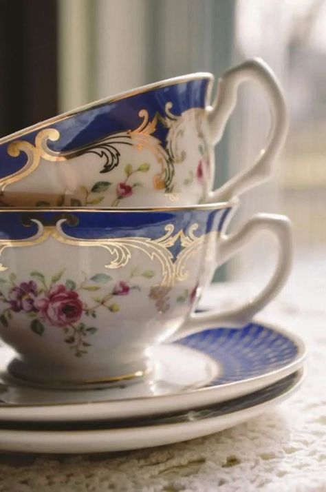 Kitchen Favorites, Bone China Dinnerware, Ivy House, Tea Cups And Saucers, Pretty Cups, Vintage Teacups, Teapots And Cups, Antique Tea, My Cup Of Tea