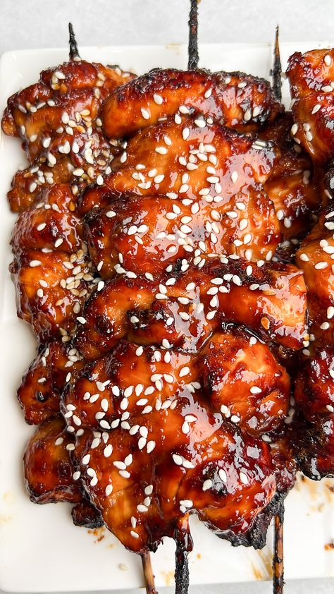 Bourbon Chicken Skewers, Chicken Skewers In Oven, Food Court Bourbon Chicken, Restaurant Copycat Recipes, Bourbon Chicken Recipe, Mall Food Court, Chicken Skewer Recipe, Restaurant Copycat, Bourbon Chicken