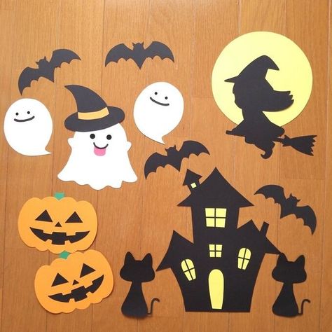 Halloween Decoration For Preschool, Halloween Mural Ideas, Halloween Decor Kids Room, Halloween School Decorations, Halloween Decorations For School, Halloween Decorations Classroom, Halloween Wall Decorations, Hay Bale Art, Halloween Classroom Decorations