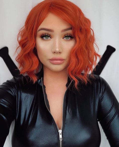 Halloween Costumes With Orange Hair, Orange Hair Costumes, Halloween Costumes Redhead, Red Hair Costume, Red Hair Halloween Costumes, Red Bob Hair, Marvel Inspired Outfits, Wavy Bob Wig, Ginger Red