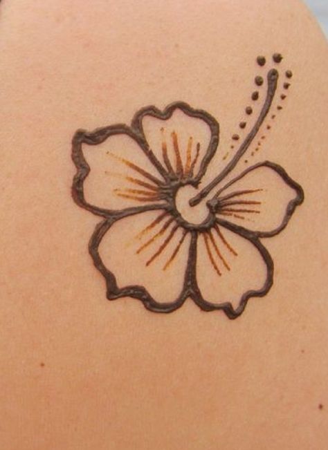 Hena Idea Easy, Simple Summer Tattoos, Hanna Ideas Simple, Easy Hannah Designs For Beginners, Henna Design Ideas Simple, Simple Henna Tattoo Ideas, Tattoo Words Men, Hena Idea, Simple Henna Designs Flower