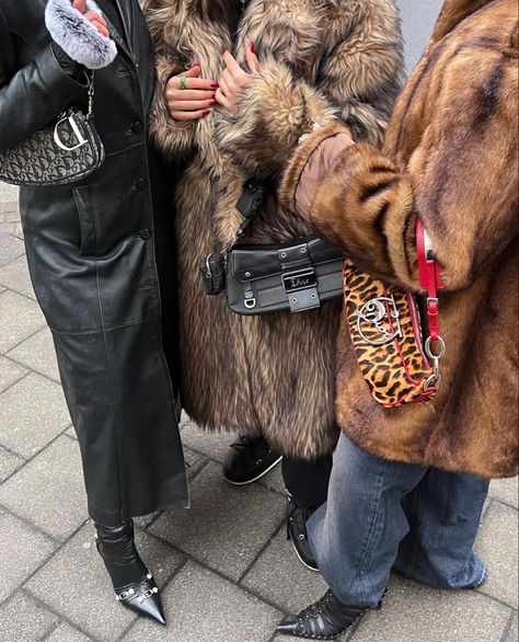 FOLLOW 4 more baddie inspo #fashion #furcoat #fur #animalprint #beauty #aesthetic Winter Inspo, Leather Trench, Winter Fits, Fur Coats, Outfits Winter, You Get It, Photo Styling, Inspiration Mode, Girl Style