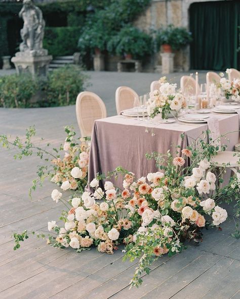 A moment for this floral goodness by @chiaraspertifloralevents at @villapizzo with @nktevents @dylanparientyparis @annalord… | Instagram Head Table Wedding Flowers, Jewel Tone Wedding Decor, Wedding Reception Place Settings, Wedding Reception Tablescapes, Head Table Wedding, Tall Wedding Centerpieces, Wedding Table Designs, Wedding Reception Flowers, Elegant Wedding Reception