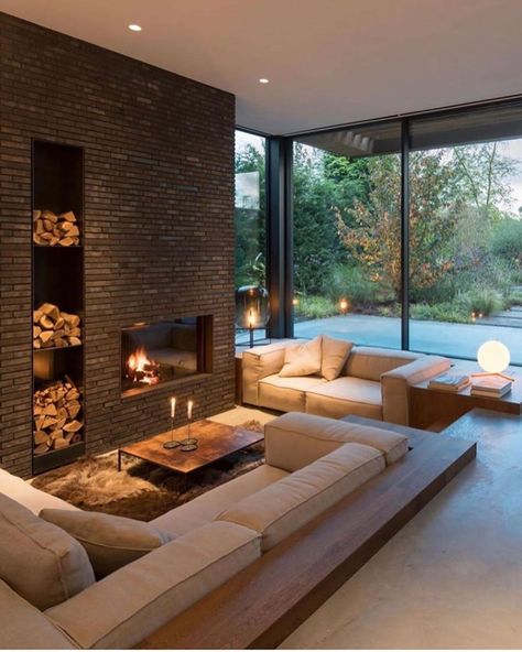 15.3k Likes, 344 Comments - Ashley Stark Kenner (@ashleytstark) on Instagram: “Hope everyone has a cozy Saturday at home. Love the built in seating. Retro but modern. By Marmol…” Conversation Pit, Sunken Living Room, Built In Seating, Home Additions, Home Design Decor, Lounge Room, Modern Interior Design, A Living Room, Modern Luxury