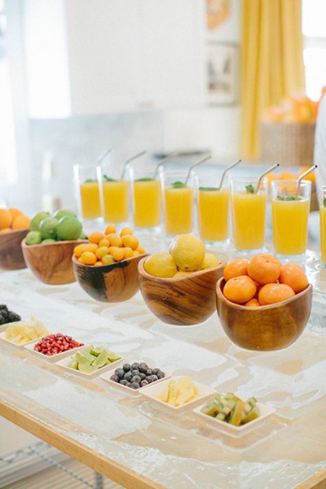 Fresh Juice Bar, Breakfast Decor, Wedding Food Bars, Brunch Foods, Hotel Buffet, Fruit Bar, Cafe Ideas, Buffet Breakfast, Food Stations