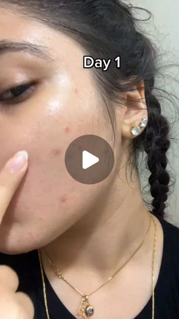 Milk On Face, Glass Skin Naturally, Honey For Skin, Turmeric Face Pack, Turmeric Skin Care, Insta Hacks, Honey Skin Care, Organic Mask, Turmeric Mask