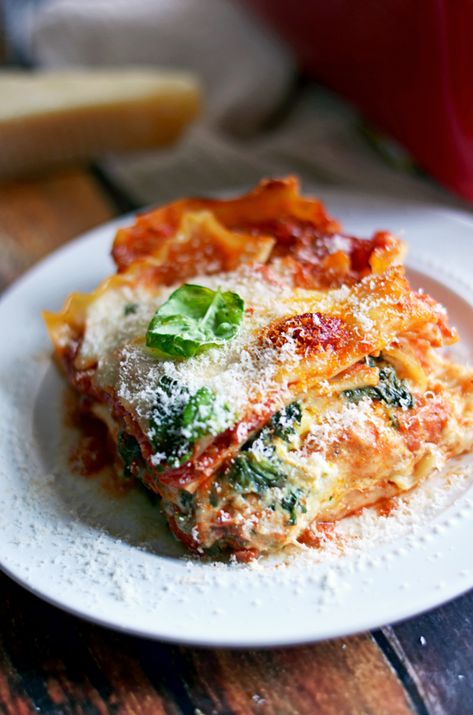 Batch Dinner Recipes, Big Batch Dinners, Sausage Spinach Lasagna, Ricotta Cannelloni, Recipes Spinach, Cannelloni Recipes, Sausage Spinach, Sauteed Peppers, Spinach Mushroom