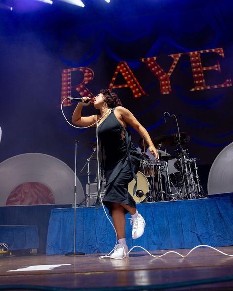 RAYE Updates on X Raye Singer Wallpaper, Raye Posters, Escapism Raye Song, Raye Escapism, Escapism Raye Spotify, Music Board, Art Music, Music Stuff, Love Her