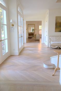 blonde herringbone - gorgeous White Wall Dark Wood Floor, Hardwood Floors Herringbone, Light Chevron Wood Floor, Timber Floor Colours, Light Wood Flooring Living Room, Scandinavian Interior Flooring, Light Colour Flooring, Light Herringbone Floor, Beautiful Hardwood Floors