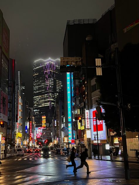 Osaka Japan Aesthetic Night, Late Night Tokyo Aesthetic, Japan Night Life Aesthetic, Wallpaper City Night Tokyo, Japan Aesthetic Places, Shibuya Night Aesthetic, Japan Aesthetic Shibuya, Shibuya At Night, Japan Aethestic