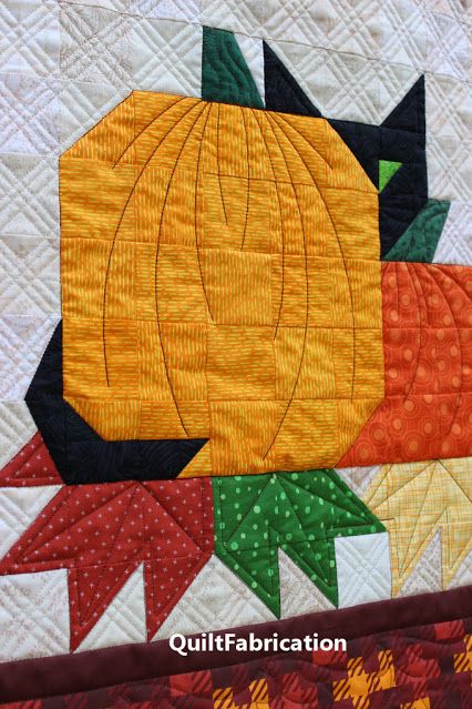 kitty tail around a pumpkin in Pumpkin Peek-a-Boo by QuiltFabrication Pumpkin Wall Hanging, Fall Wall Hanging, Pumpkin Quilt, Embroidered Quilt Labels, Halloween Quilt Patterns, Fall Sewing Projects, Fall Quilt Patterns, Halloween Quilt, Fall Sewing