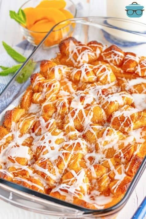 Peach Dumpling Bubble Up - The Country Cook Peach Biscuits, Peach Pie Filling Recipes, Pie Filling Desserts, Peach Pies, Sugar Free Pie, Peach Dumplings, Apple Pie Filling Recipes, Peach Pie Recipes, Peach Pie Filling