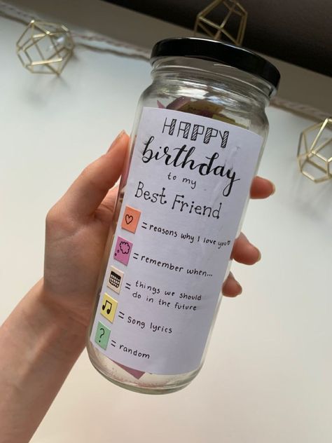 Gifts For Best Friends Jar, Jar Gifts For Best Friend Birthday, Cute Birthday Gifts Boyfriend, Jar Bday Gifts, Jar Letters Ideas, Cute Things To Make Your Bestfriend For Her Birthday, Jar Birthday Gifts For Best Friend, Note Jar For Best Friend, Gift Jar Ideas For Best Friend