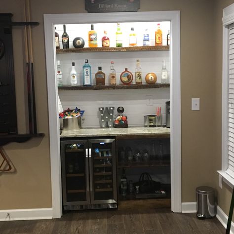 Dry Bar Ideas In Closet, Bar In Closet Space, Closet Bar Ideas Small Spaces, Closet Dry Bar, Closet Turned Into Bar, Bar In Closet, Outdoor Bar Top Ideas, Outdoor Bar And Grill Ideas, Closet Bar Ideas