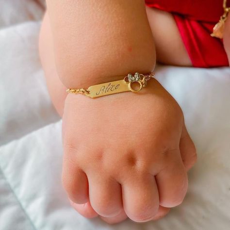 Baby Jewelry Gold Newborn, Newborn Jewelry, Baby Jewelry Gold, Silver Anklets Designs, Kids Gold Jewelry, Baby Bangles, Anklet Designs, Gold Necklace Indian Bridal Jewelry, Black Beaded Bracelets