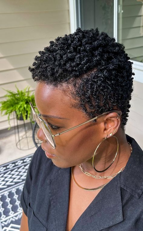 Define Type 4 Hair Coiling Natural Hair, Natural Hair Twa, Dry Natural Hair, Short Natural Haircuts, Short Natural Curly Hair, Short Natural Hair, Twa Hairstyles, Tapered Natural Hair, Twisted Hair