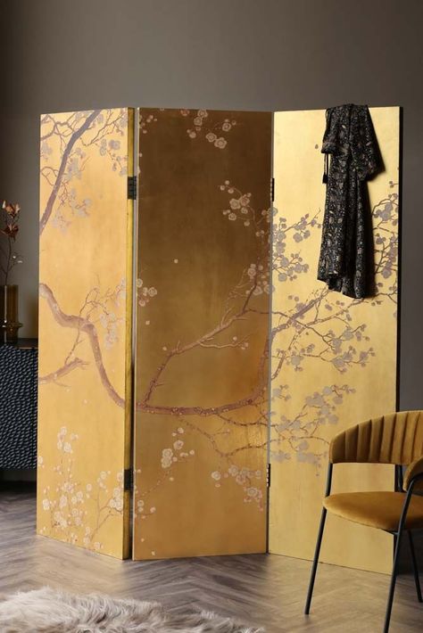 Room Divider Design, Tall Room, Japanese Room Divider, Folding Screen Room Divider, Folding Room Divider, Wooden Room Dividers, Gold Rooms, Japanese Screen, Japanese Room