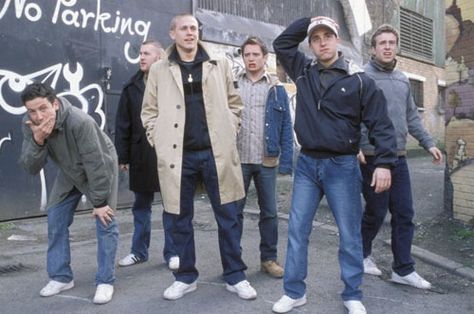 Green Street Hooligans, 2005 Hooligan Clothing, Football Casual Clothing, Home Disney Movie, British Football, England Fans, Western Outfits Men, Football Casuals, Sportswear Trends, Uk Football