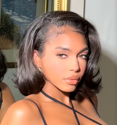 Luxury Hairstyles Classy, Lori Harvey Bob Hairstyle, Black Women Long Bob, 90s Blow Out Short Hair, Shoulder Length Hair With Layers Black Women, Short Curly Silk Press, Brown Bob Haircut Black Women, Raye Hairstyle, 90s Silk Press