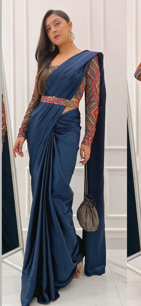 Sleeve Less Blouse Designs Saree, Saree Latest Trend, Party Wear Sarees Classy, Saree With Full Sleeve Blouse Party Wear, Farwell Idea Dress Indian, Trendy Saree Styles, Party Wear Simple Sarees, Farewell Sarees With Full Sleeves Blouse, Full Sleeves Saree Look