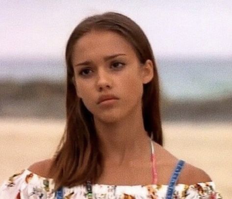 aesthetic ideas, vsco, photography, photos, aesthetic, glamour, fancy, luxury, girly  luxury, rich, goals, fancy, glamour, aesthetic Jessica Alba 2000s, Rich Goals, Young Jessica Alba, Glamour Aesthetic, Jessica Alba Hair, 2000s Girl, Photos Aesthetic, Vsco Photography, Model Aesthetic