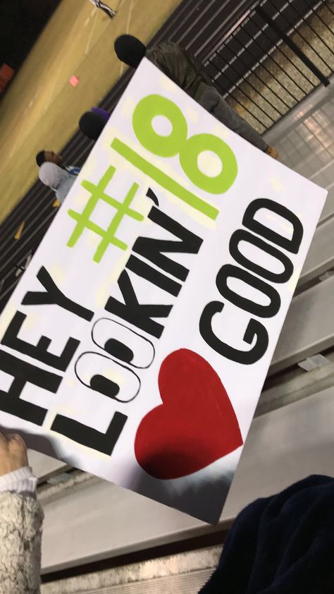 First Game Basketball Gifts For Boyfriend, Baseball Signs For Games Diy, Posters For Baseball Games, Poster Ideas For Baseball Game, Signs To Make For Football Players, Funny Football Posters For Boyfriend, Boyfriend Signs Sports, Football Support Posters, Signs For Soccer Players Ideas