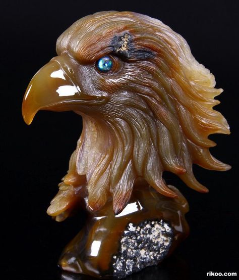 Wine Wallpaper, Tre Kunst, Head Sculpture, Gemstone Art, Gemstones Crystals, Rock Minerals, Eagle Eye, Art Carved, Eagle Head