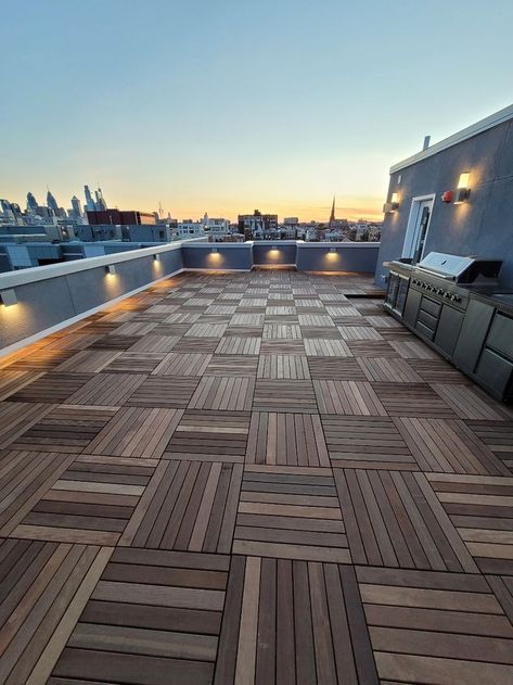 Beautifully layed IPE deck tiles from Ascent Design & Builder's, and a stunning roof-top view in center city PA. To learn more about IPE deck tiles, follow the link! Roof Top Gazebo Ideas, Roof Deck Design Ideas, Rooftop Tiles Design, Roof Top Floor Tiles Design, Terrace Tiles Outdoor Modern, Rooftop Deck Design Ideas, Rooftop Deck Flooring, Roof Top Flooring, Roof Top Terrace Designs House