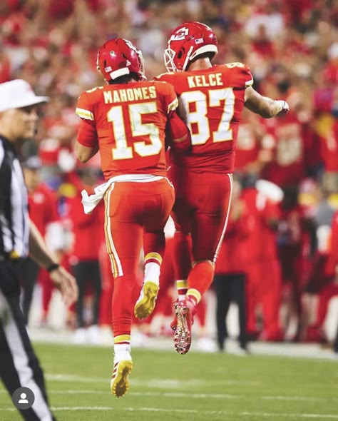 Patty Mahomes, Kc Cheifs, Kansas City Nfl, Eagle Football, Chiefs Wallpaper, God Of Football, Funny Football Videos, Aesthetic Sports, Anuel Aa Wallpaper