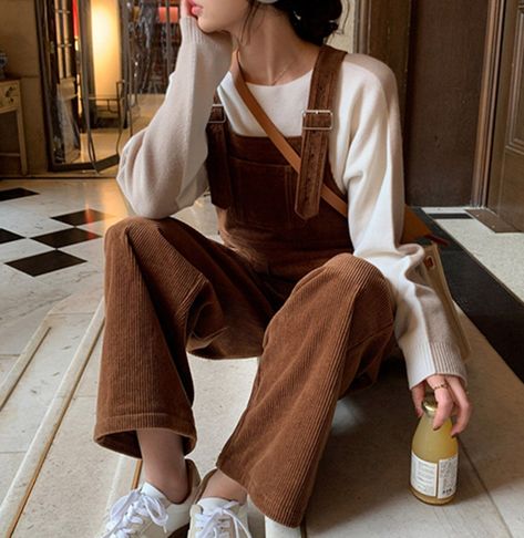 Causal Style Aesthetic, Winter Jumpsuits For Women, Fall Outfits Halloween, Cute Autumn Outfits Aesthetic, Fall Outfits Women Aesthetic, Autumn Outfits Vintage, Comfy Style Outfits, Fall Outfits Pants, Fall Vintage Outfits