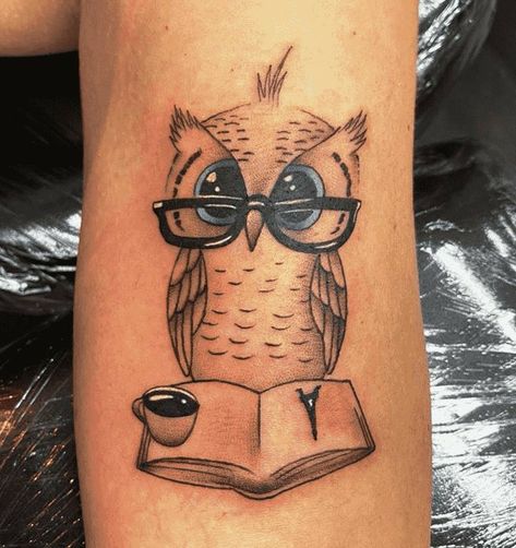 White Owl Tattoo, Owl Thigh Tattoos, Book Inspired Tattoos, Cute Owl Tattoo, Glasses Tattoo, Blue Rose Tattoos, Ankle Tattoos For Women, Bunny Tattoos, Frog Tattoos