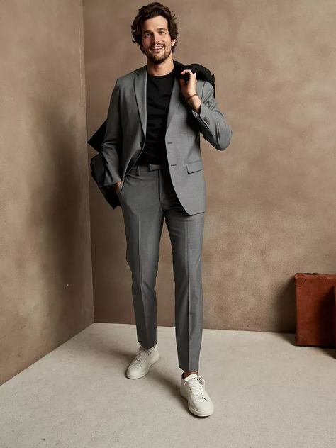 Gray suit for a rehearsal dinner from Banana Republic. Grey Suit Styling, Cleaner Aesthetic, Rehearsal Dinner Attire, Dinner Attire, Casual Suits Men, Mens Business Casual, Suits And Sneakers, Smart Casual Women Outfits, Sharkskin Suit