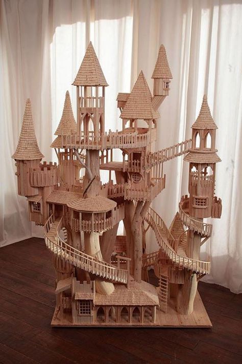 20 Elegant and Unique Popsicle Stick Crafts – Mind Food Mouse House Ideas, Popsicle House, Popsicle Stick Crafts For Adults, Popsicle Stick Crafts House, Popsicle Stick Art, Popsicle Stick Houses, Popsicle Art, Diy Popsicle Stick Crafts, Diy Popsicle