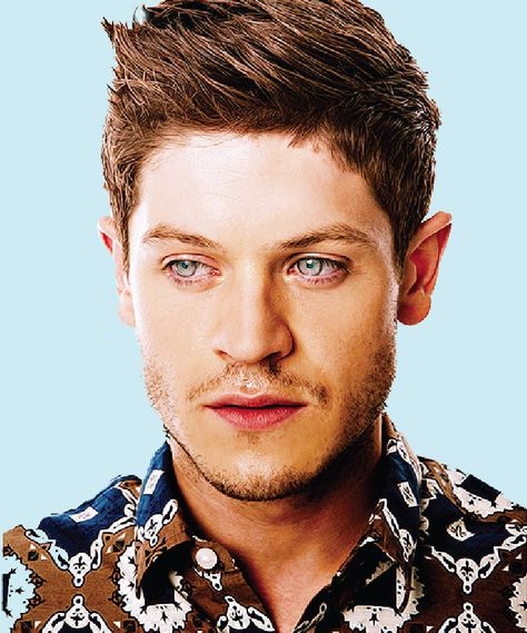 See below and all obvious evidence currently in the world for reference. Ramsey Bolton, Iwan Rheon, Ramsay Bolton, Oh My Goddess, Gra O Tron, Hipster Man, Mötley Crüe, Attractive People, Man Crush