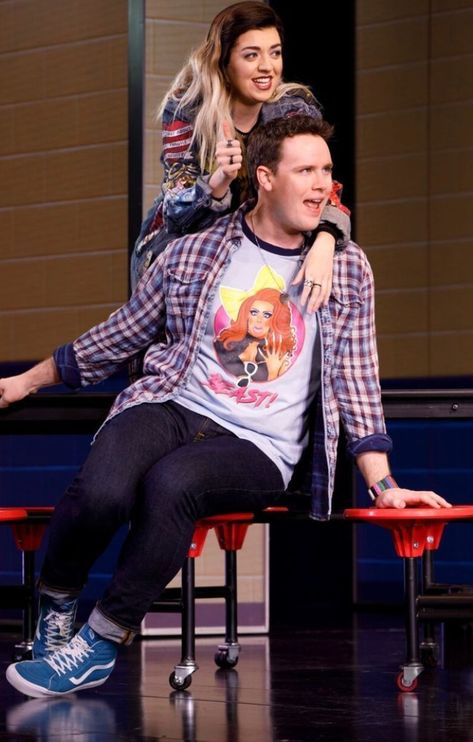 Damien from the new Mean Girls musical wearing an Alyssa Edwards shirt! BEAST! Leipzig, Damian Mean Girls, Funny Girl Musical, Mean Girls Costume, Broadway Costumes, Musical Theatre Broadway, Theatre Geek, Theatre Nerds, Theatre Life