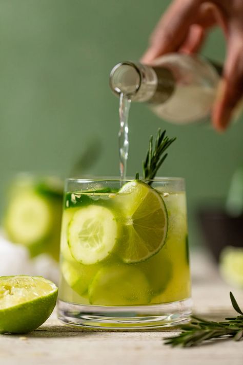 Spicy Cucumber Mocktail - Orchids + Sweet Tea Cucumber Mocktail Recipe, Mocktail Aesthetic, Cucumber Mocktail, Vegetable Cocktails, Healthy Sugar Alternatives, Summer Mocktail, Cucumber Drink, Spicy Cucumber, Easy Mocktail Recipes