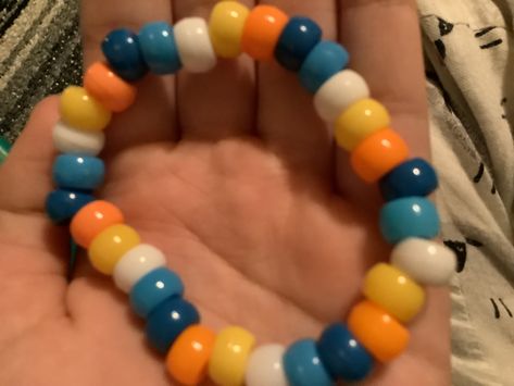 Yellow Kandi Bracelets, Lgbtq Bracelet Beads, Lovejoy Kandi, Aroace Kandi, Aroace Accessories, Aroace Clothes, Aroace Bracelet, Kandi Ideas Cuffs, Cool Beaded Bracelets