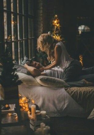 Couple In A Bedroom Aesthetic, Couple In Cabin, Couple On Couch Aesthetic, Romantic Cabin, Christmas Photoshoot, Christmas Couple, Paros, Two People, Couple Aesthetic