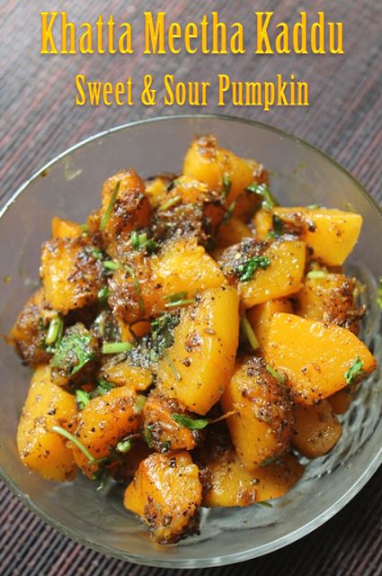 Pumpkin Curry Recipe, Indian Vegetable Recipes, Dry Curry, Veg Recipes Of India, Indian Veg Recipes, Veg Curry, Pumpkin Curry, Recipe Pumpkin, Veg Dishes