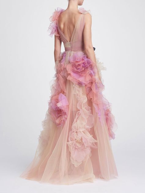 Thumbelina Photoshoot, Flower Couture, Organza Gown, Dreamy Gowns, Twirl Skirt, Cascading Ruffles, Pretty Prom Dresses, Fairytale Dress, Tulle Gown