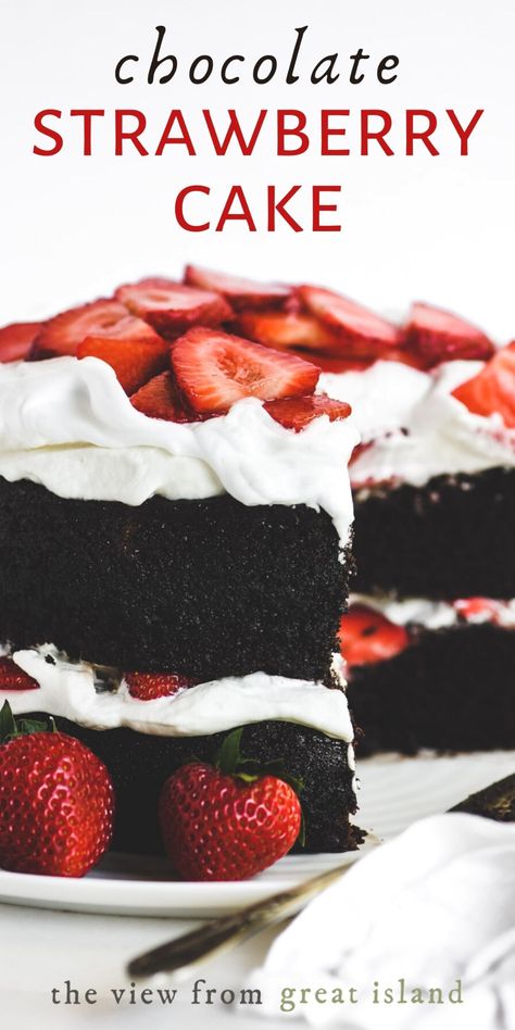 Chocolate strawberry whipped cream cake is a glorious dessert for chocoholics, and strawberry lovers alike. It's the perfect summer celebration cake (Just add blueberries for the 4th of July!)#4thofjuly #cake #chocolatecake #strawberrycake #strawberrydessert Unique Cake Flavors, Strawberry Whipped Cream Cake, Strawberries Whipped Cream, Cake Cravings, Whipped Cream Cake, Strawberry Cake Filling, Bowls Recipes, Whipped Cream Cakes, Strawberry Whipped Cream