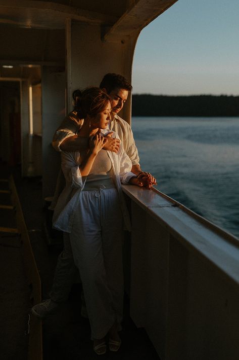 BC Ferries Adventure Session - Abigail Eveline Photography Ferry Engagement Photos, Ferry Photoshoot, Seattle Photoshoot, Bc Ferries, Seattle Ferry, Pre Shoot, Star Ferry, Toronto Island, Ferry Boat