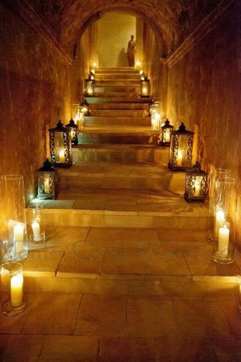 Staircase of stone lit with candles and lanterns. Diy Christmas Decorations Easy, Stairway To Heaven, Easy Christmas Diy, Wedding Lights, Wine Cellar, Fairy Lights, Indore, Wedding Modern, Christmas Decor Diy