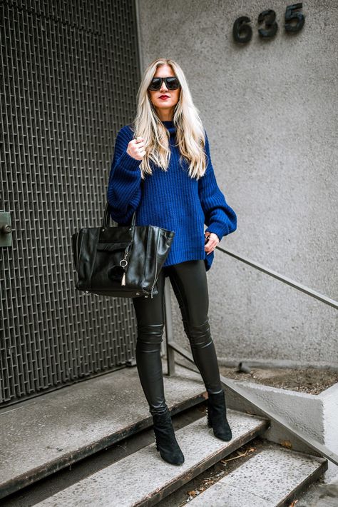 ROYAL BLUE - Lifestyle Blog by Leanne Barlow Fall Blue Outfits, Royal Blue Tee Outfit, Royal Blue Sweater Outfit Winter, Royal Blue Winter Outfit, Blue Top Outfit Winter, Blue Sweater Outfit Women, Electric Blue Sweater Outfit, Royal Blue And Black Outfit, Outfits Con Azul Rey