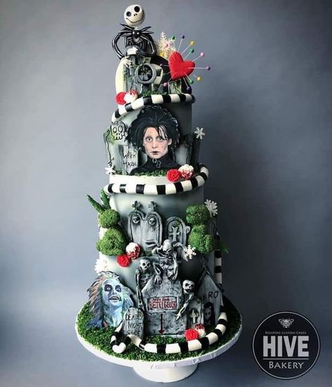 Tim Burton Themed Wedding Ideas, Beetlejuice Wedding Cake, Tim Burton Cake Ideas, Tim Burton Birthday Cake, Tim Burton Birthday Party Ideas, Tim Burton Themed Wedding, Tim Burton Party Ideas, Tim Burton Birthday Party, Tim Burton Wedding Theme